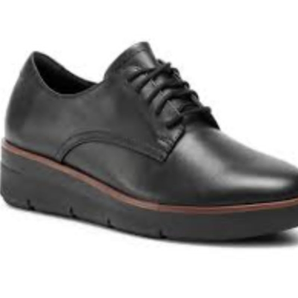 Clarks women's Shaylin Lace Oxford - Picture 1 of 6